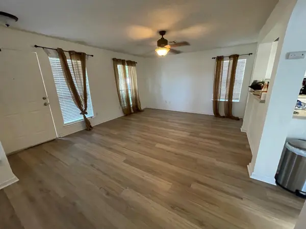 1000 Berry Bend PATH, Round Rock, TX 78664