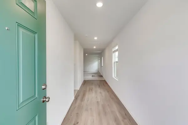 1105 Catfish LN, Bastrop, TX 78602