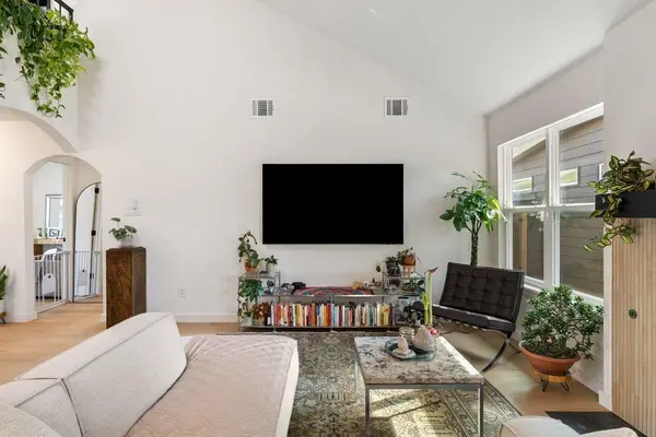 8202 Cache DR, Austin, TX 78749