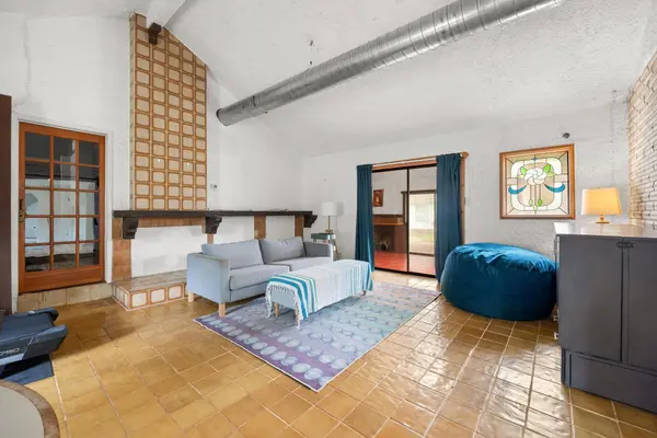12422 Deer TRAK, Austin, TX 78727