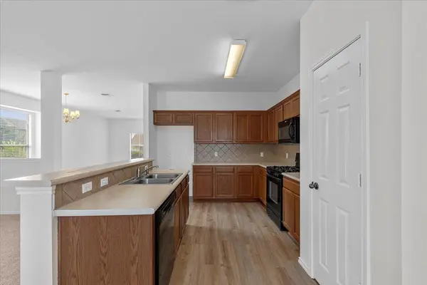 204 Yucca House DR, Pflugerville, TX 78660