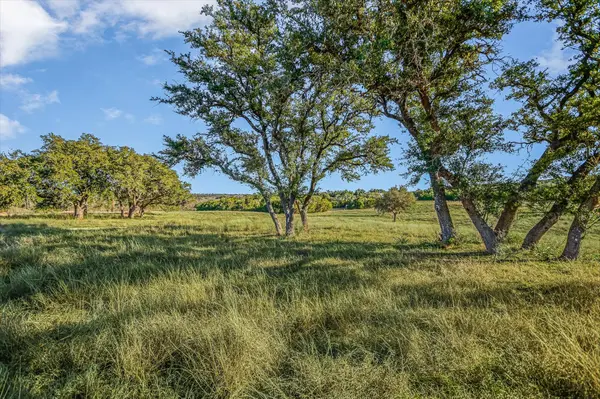 4698 FISCHER STORE RD, Wimberley, TX 78676