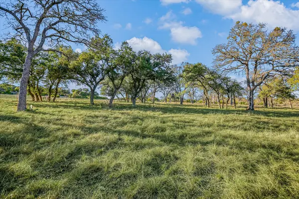 4698 FISCHER STORE RD, Wimberley, TX 78676