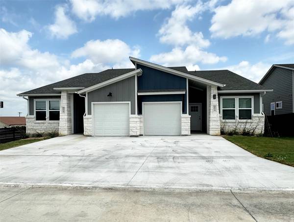 101 Zayd CT #A, Jarrell, TX 76537