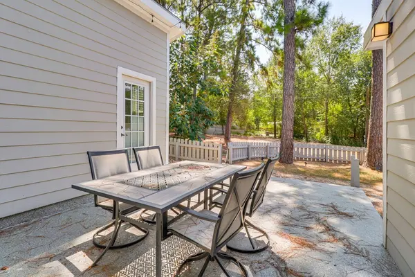 372 Plum ST, Bastrop, TX 78602