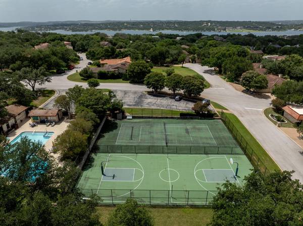 103 Crescent Bluff, Lakeway, TX 78734