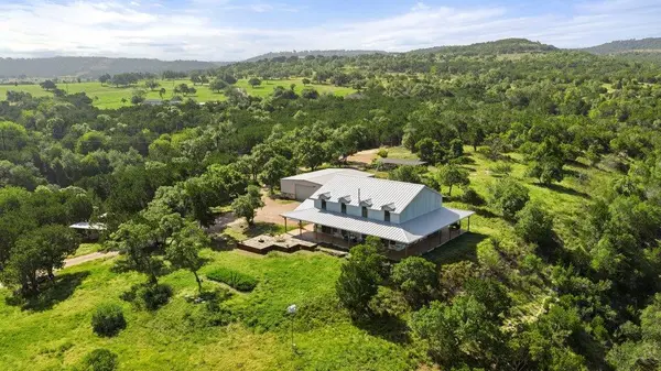 1101 Windy Hills RD, Dripping Springs, TX 78620
