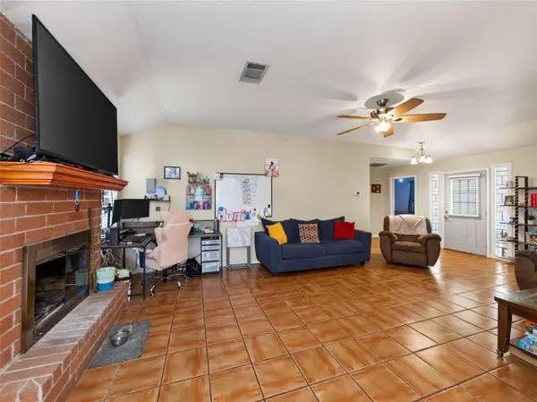 1600 W State Highway 29, Bertram, TX 78605