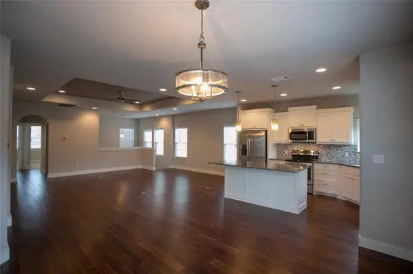4301 Mansfield Dam Rd RD #2102, Austin, TX 78734