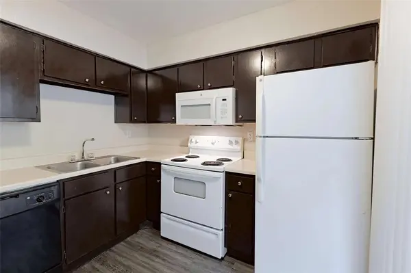 2809 W William Cannon DR #B202, Austin, TX 78745
