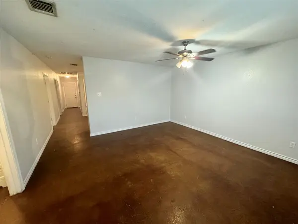 709 San Saba ST #A, Lockhart, TX 78644
