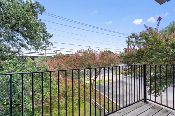 9226 Jollyville RD #220, Austin, TX 78759