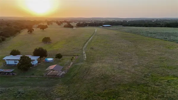 4504 State Highway 304, Rosanky, TX 78953