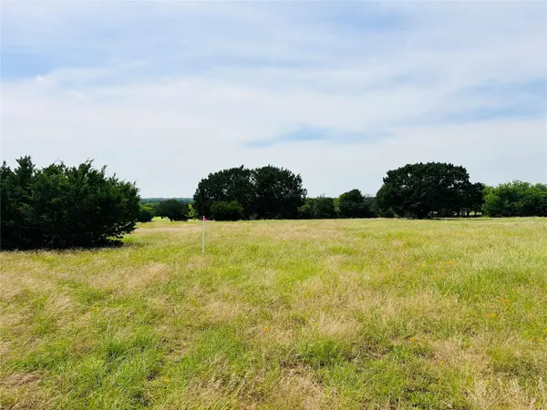 34 County Road 340, Mcgregor, TX 76657