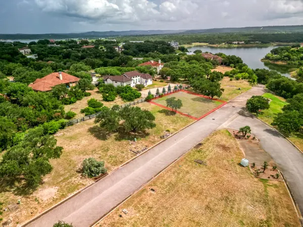 2432 Bruin DR #35, Spicewood, TX 78669