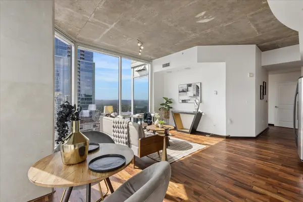 360 Nueces ST #4202, Austin, TX 78701