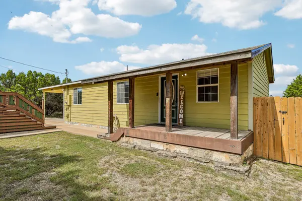 8104 Bronco LN, Lago Vista, TX 78645
