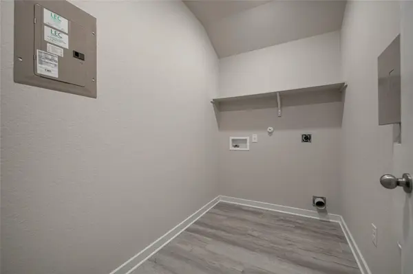 13713 Ryan Range LN, Elgin, TX 78621