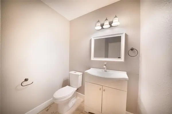 500 E Riverside DR #242, Austin, TX 78704