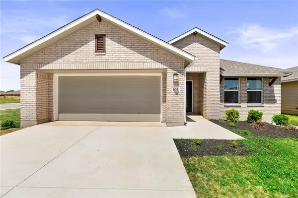 102 Crooked TRL, Bastrop, TX 78602