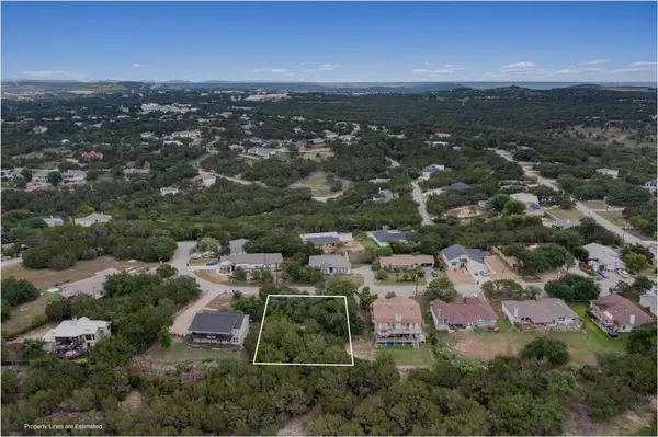 5100 Sundown ST, Lago Vista, TX 78645