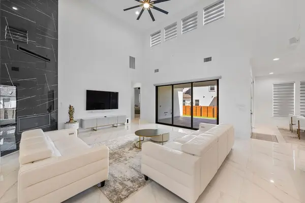 3304 Belted Galloway ST, Leander, TX 78641