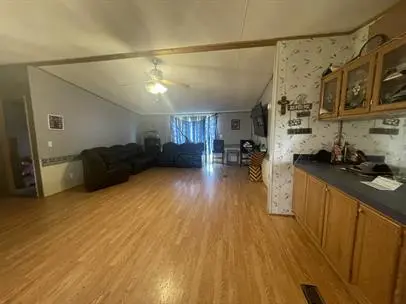122 Roots RD, Martindale, TX 78655