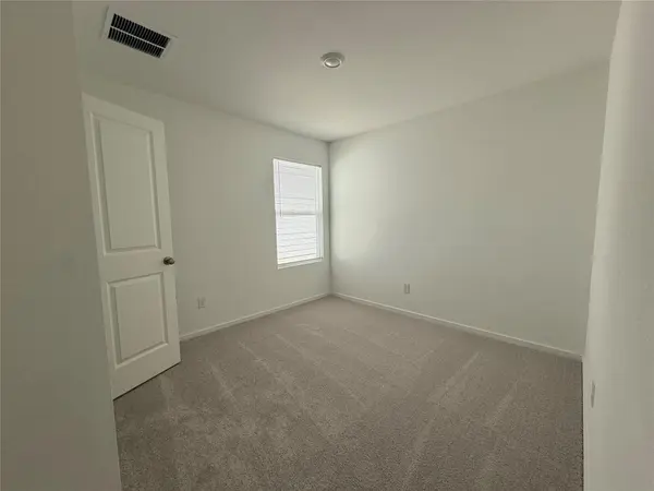 785 Whoopers LOOP, Uhland, TX 78640