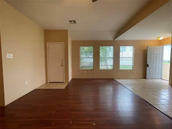 11241 TERRA LOOP RD RD, San Antonio, TX 78233