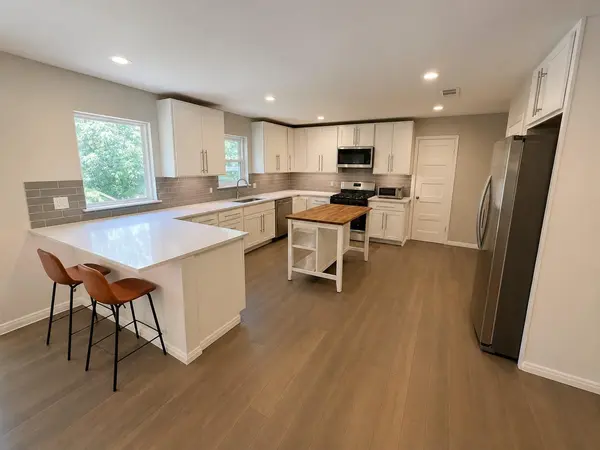 1200 Somerset Ave, Austin, TX 78753