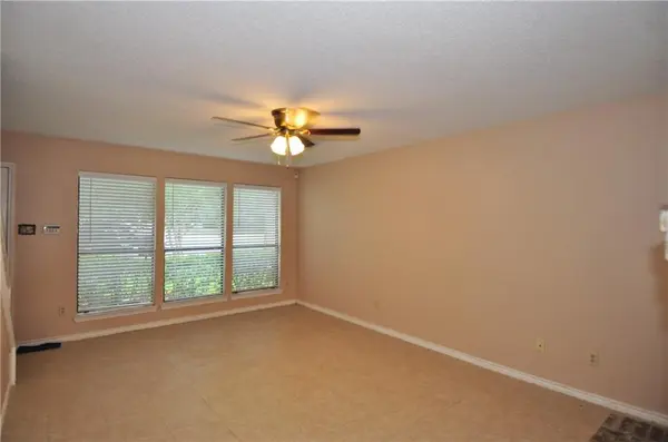 13405 Saddlebrook TRL #B, Austin, TX 78729