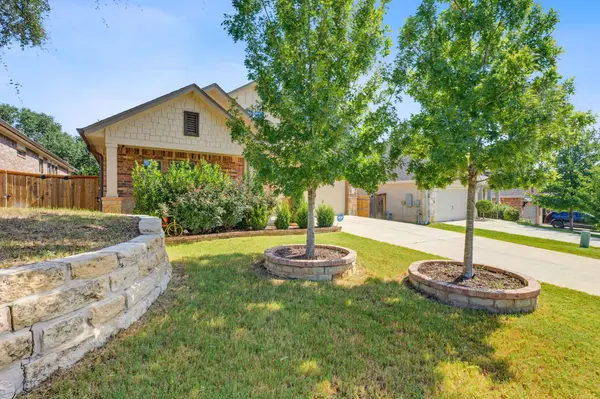 228 Tangled Brush DR, Manchaca, TX 78652