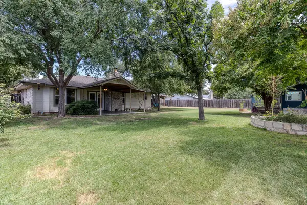 8509 Slant Oak DR, Austin, TX 78729