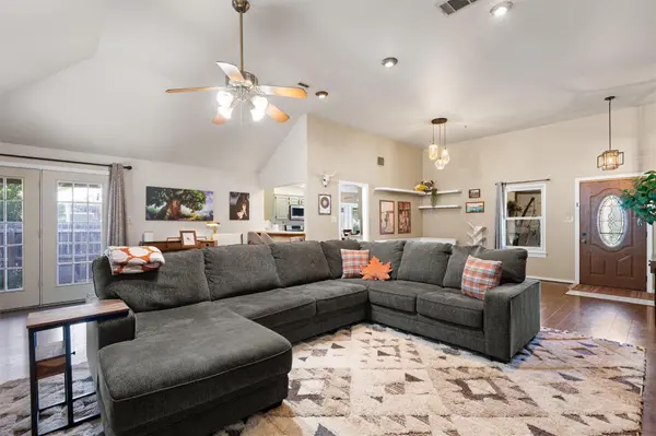 308 Susana DR, Georgetown, TX 78628
