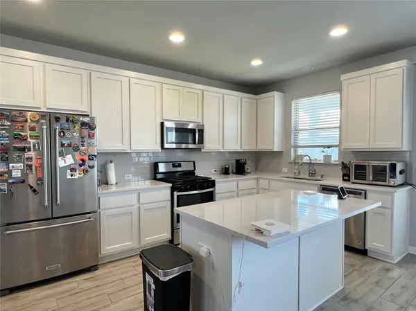 2904 Sage Ranch DR, Leander, TX 78641