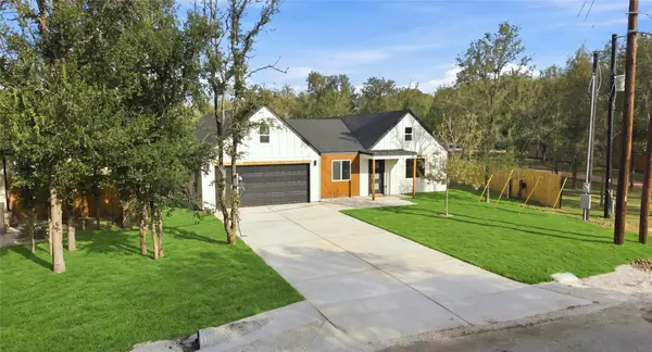 103 Waikakaaua DR, Bastrop, TX 78602
