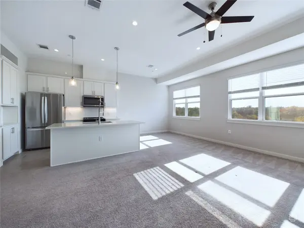 12001 Vista Parke DR #904, Austin, TX 78726