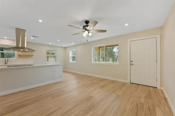 212 Cool Water DR, Bastrop, TX 78602