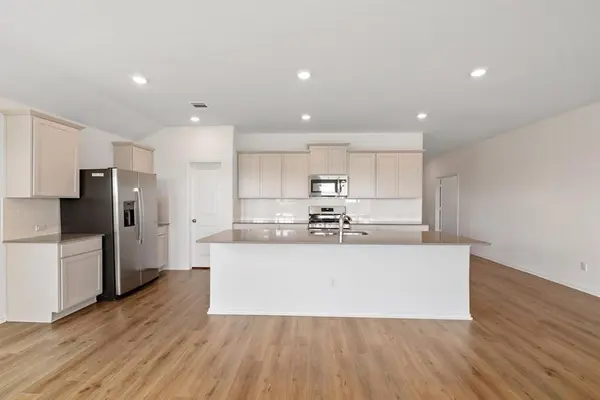 113 Golden Grove PKWY, San Marcos, TX 78666