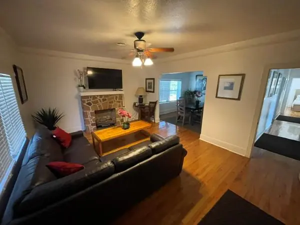 1506 E 2nd ST, Austin, TX 78702