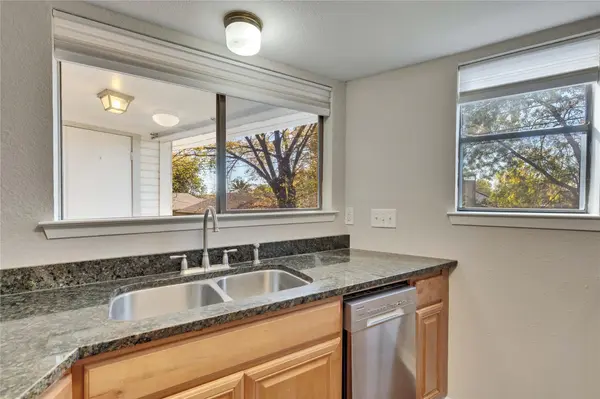 2500 Burleson RD #703, Austin, TX 78741