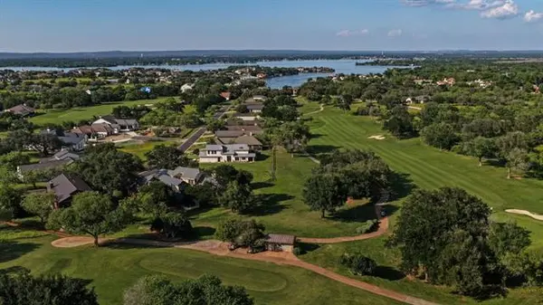 312 Hideaway CT, Horseshoe Bay, TX 78657