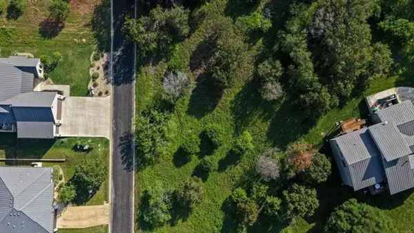 312 Hideaway CT, Horseshoe Bay, TX 78657