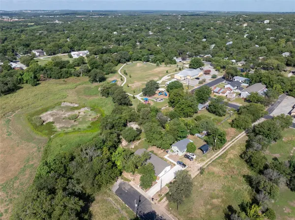 734 Valley ST, San Marcos, TX 78666