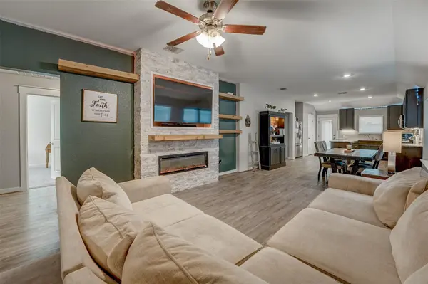 5806 Aviano RD, Round Rock, TX 78665