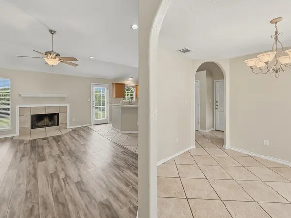 125 Barton RD, San Marcos, TX 78666