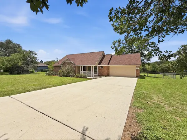 125 Barton RD, San Marcos, TX 78666