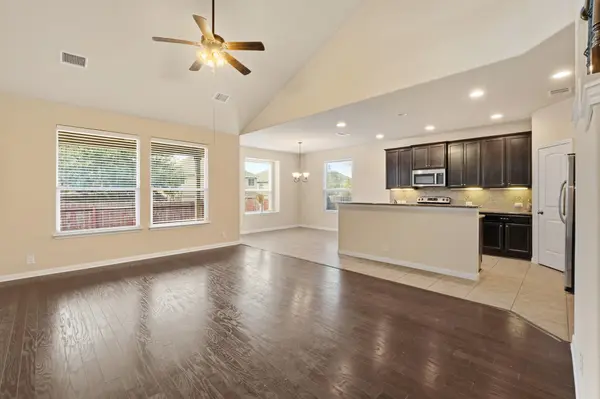 1902 Laminar Creek RD, Cedar Park, TX 78613