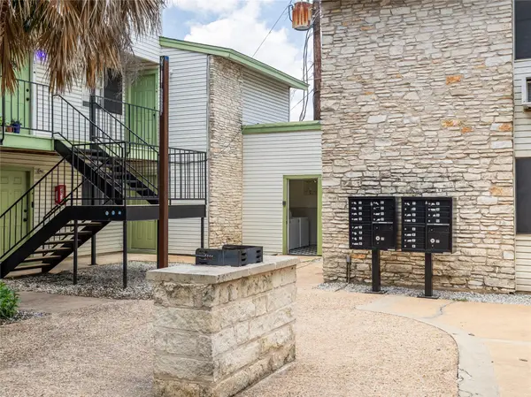 4314 Gillis ST, Austin, TX 78745