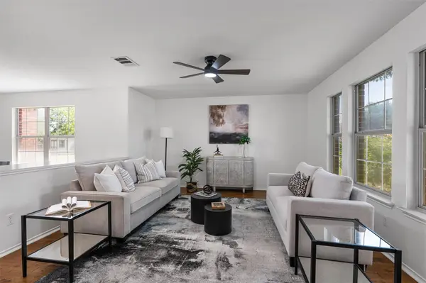 305 Santolina LN, Round Rock, TX 78664
